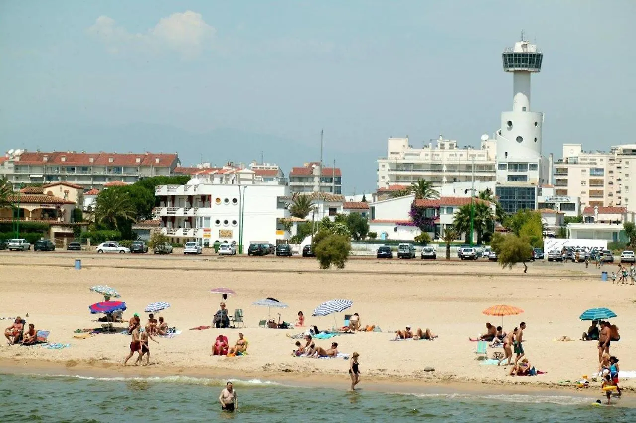 Hébergement de vacances Villa Casa Cartago à Empuriabrava